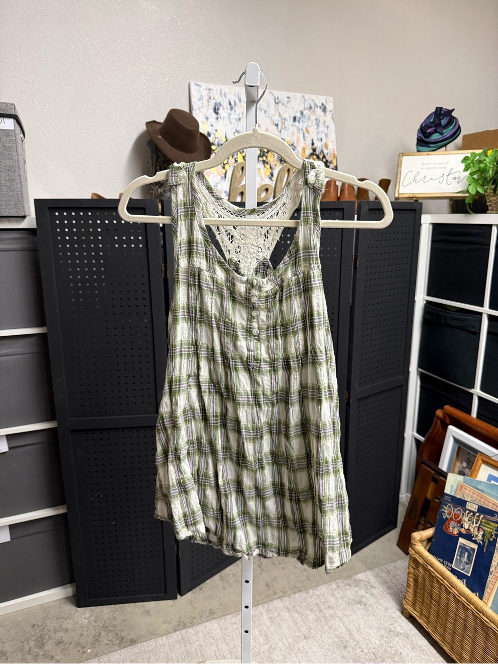 Mudd Vintage Y2K Lace-Back Plaid Tank Top in Olive Green